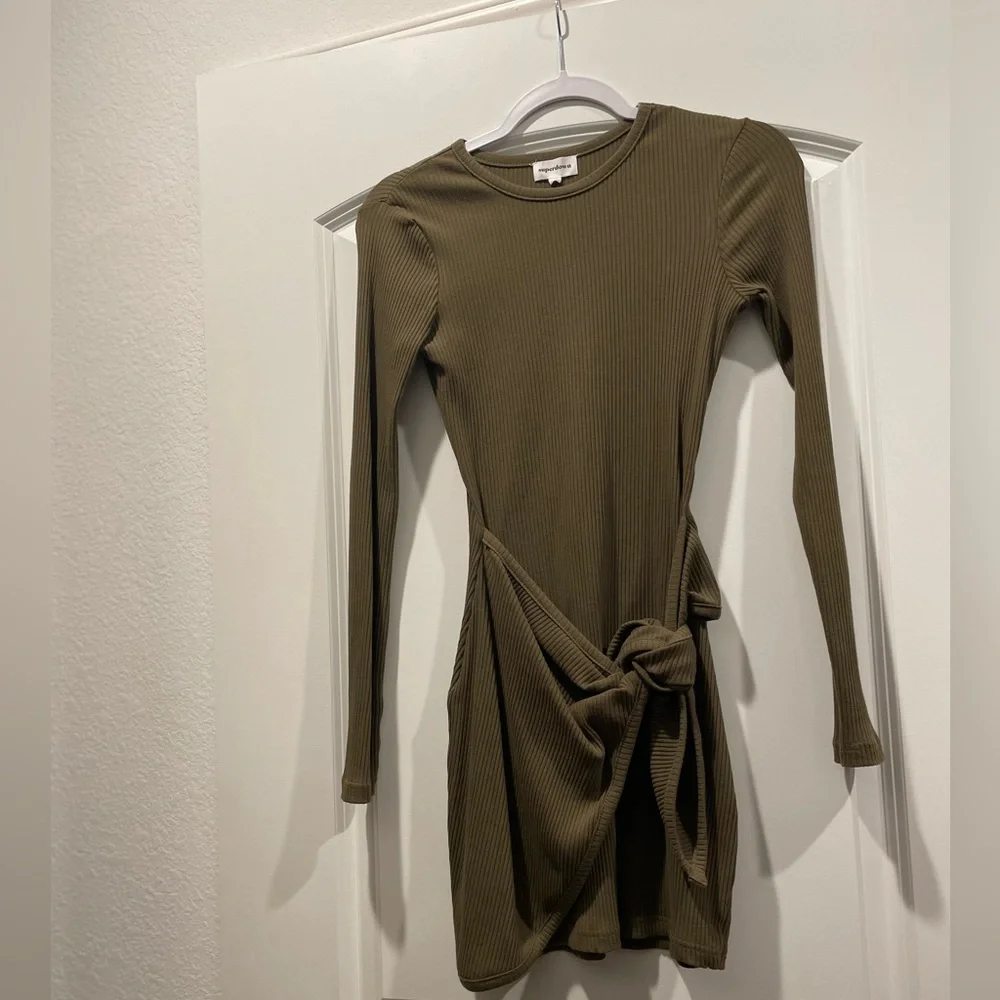 Dana Wrap Mini Dress - Picture 7 of 8